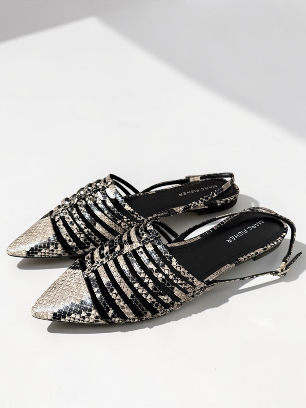 Marc Fisher Women’ Black/Silver Snake Print Pointed Toe Slingback Flats | Size 8